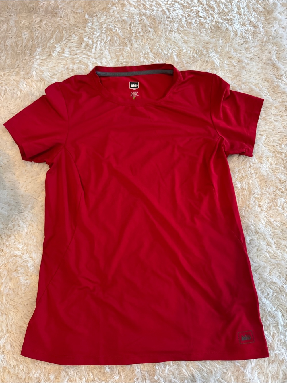 REI Women’s Red Short Sleeve Performance Tee